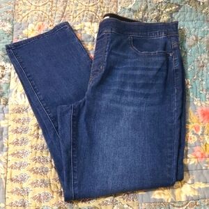EUC Croft & Barrow Pull-on Jeans Size 14